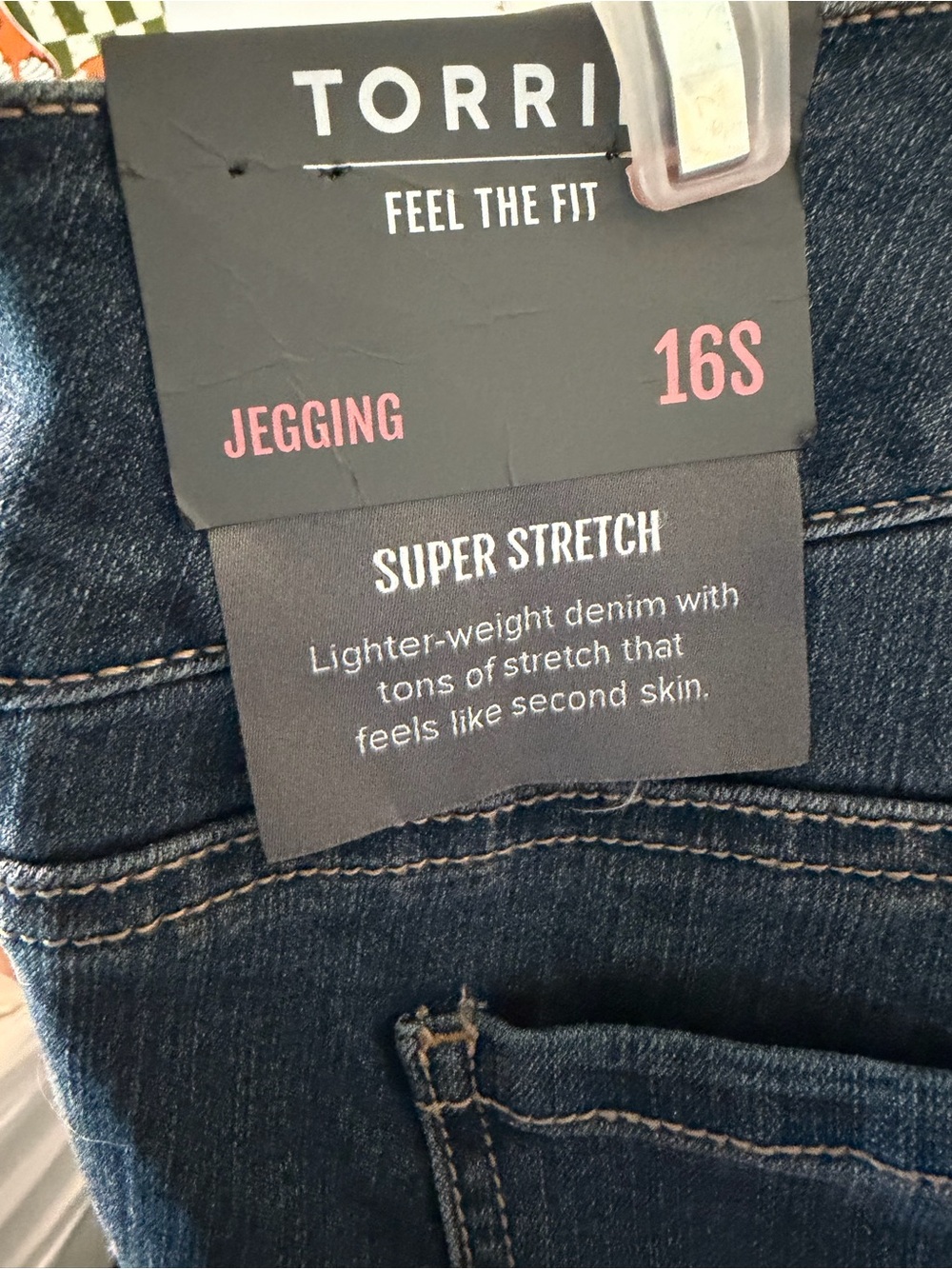 Brand new Torrid Women's High-Rise Dark Blue Skinny Jeans - Picture 2 of 2
